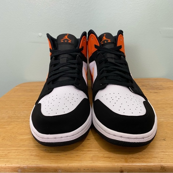 Nike Air Jordan 1 Mid Black Starfish Shattered Backboard Sz 14 Orange 554724 058 - Picture 5 of 13